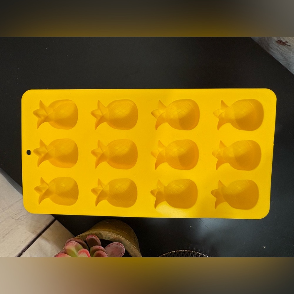 Yellow Silicone Pineapple Mold - set of 4